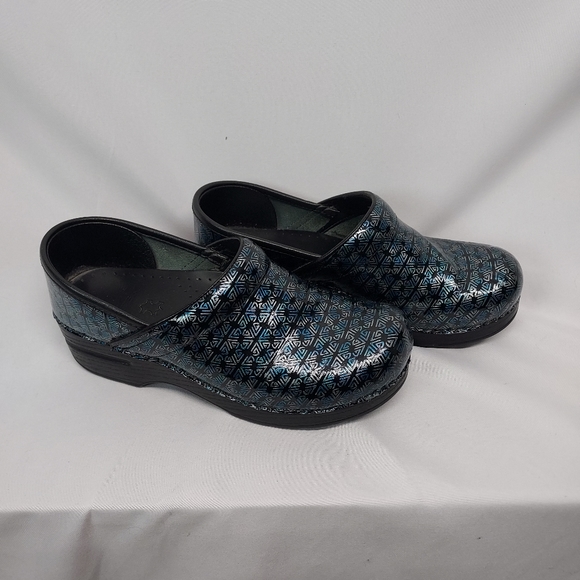 Dansko multicolor clog/shoes size 37 - Picture 3 of 6